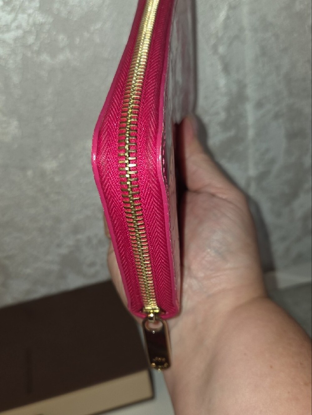 Louis Vuitton Pink Floral Patent Zip Wallet - Picture 9 of 9